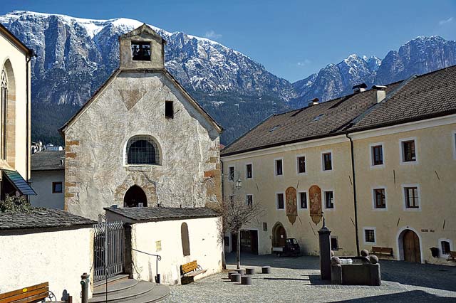 A seemingly typical Italian piazza backed by the Dolomites in Fiè allo Sciliar.