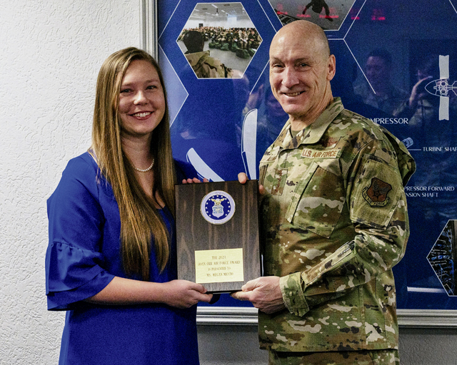 USAG Rheinland-Pfalz team member named USAF Spouse of the Year